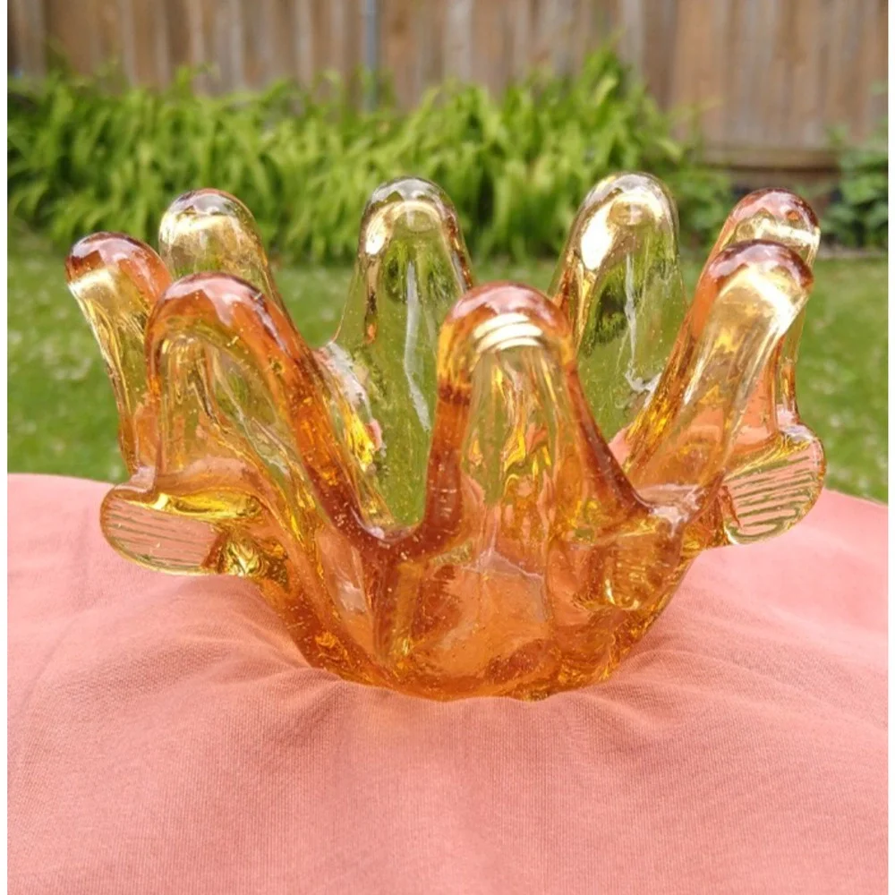 L E Smith Amber Art Glass Swung Bowl 5 Inch Pinched Fingers Simplicity Vintage